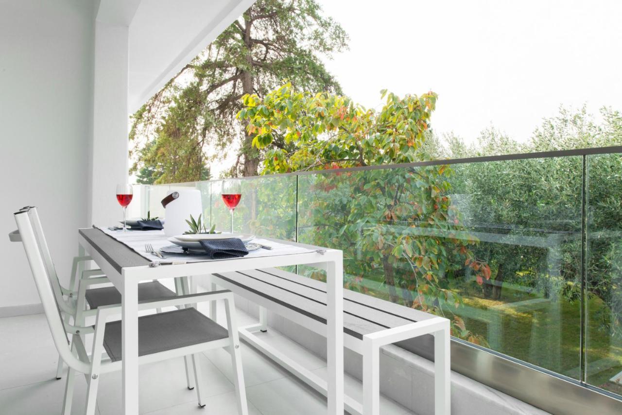 Mariya Art Living Apartment Nea Skioni Exterior foto